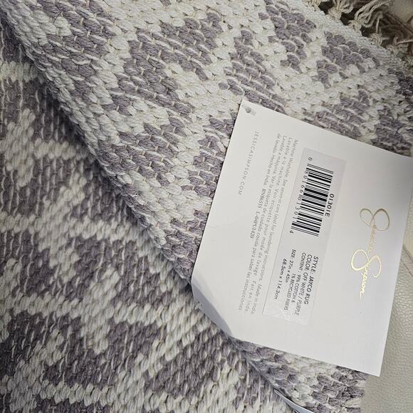 Jessica Simpson Jayco 27 X 45" Handwoven Large Accent Rug in Purple NWT - Picture 3 of 3